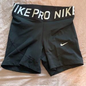 Nike Pro Short - 5” inseam